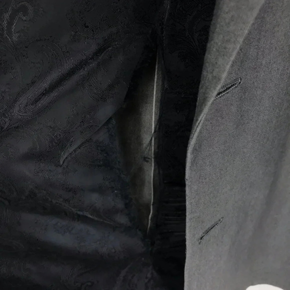 Adolfo 46L Slim cut grey microtech blazer - Picture 8 of 8